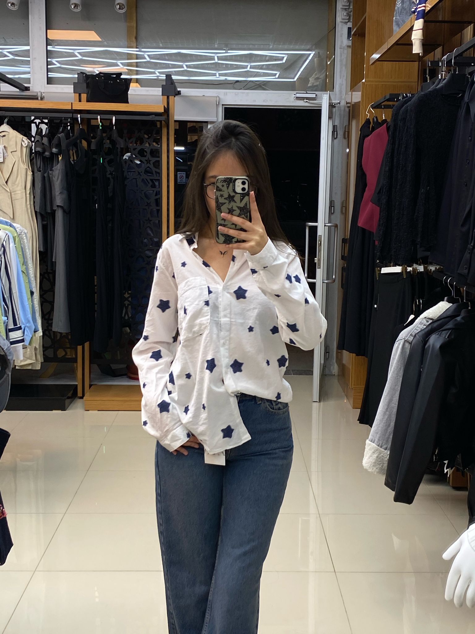 yıldız desenli gömlek