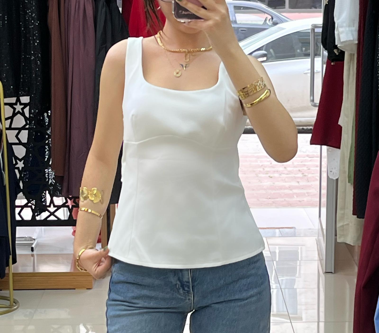 ZR model fiyonklu bluz